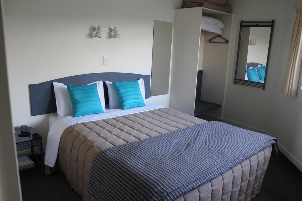 Baycourt Lakefront Motel Lago Lago Taupo Habitación foto